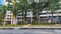 Ang Mo Kio Avenue 4 (D20), Shop House #556568241
